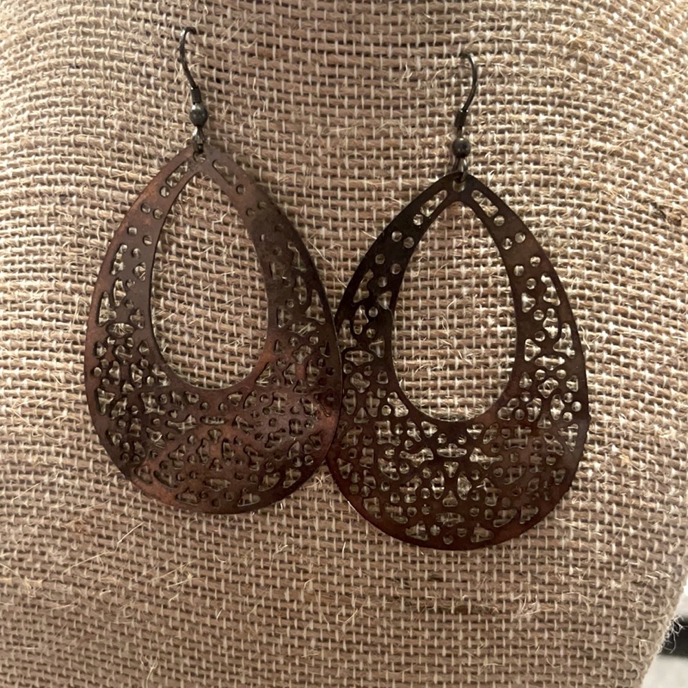 Hoops earring